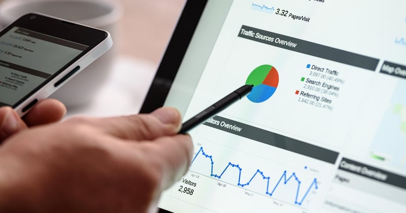 Le meilleur comparatif des outils de suivi de positionnement SEO