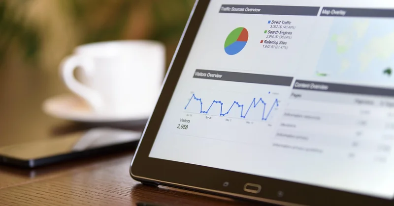 Comment utiliser Google Trends, Semrush et Ubersuggest sans se laisser piéger